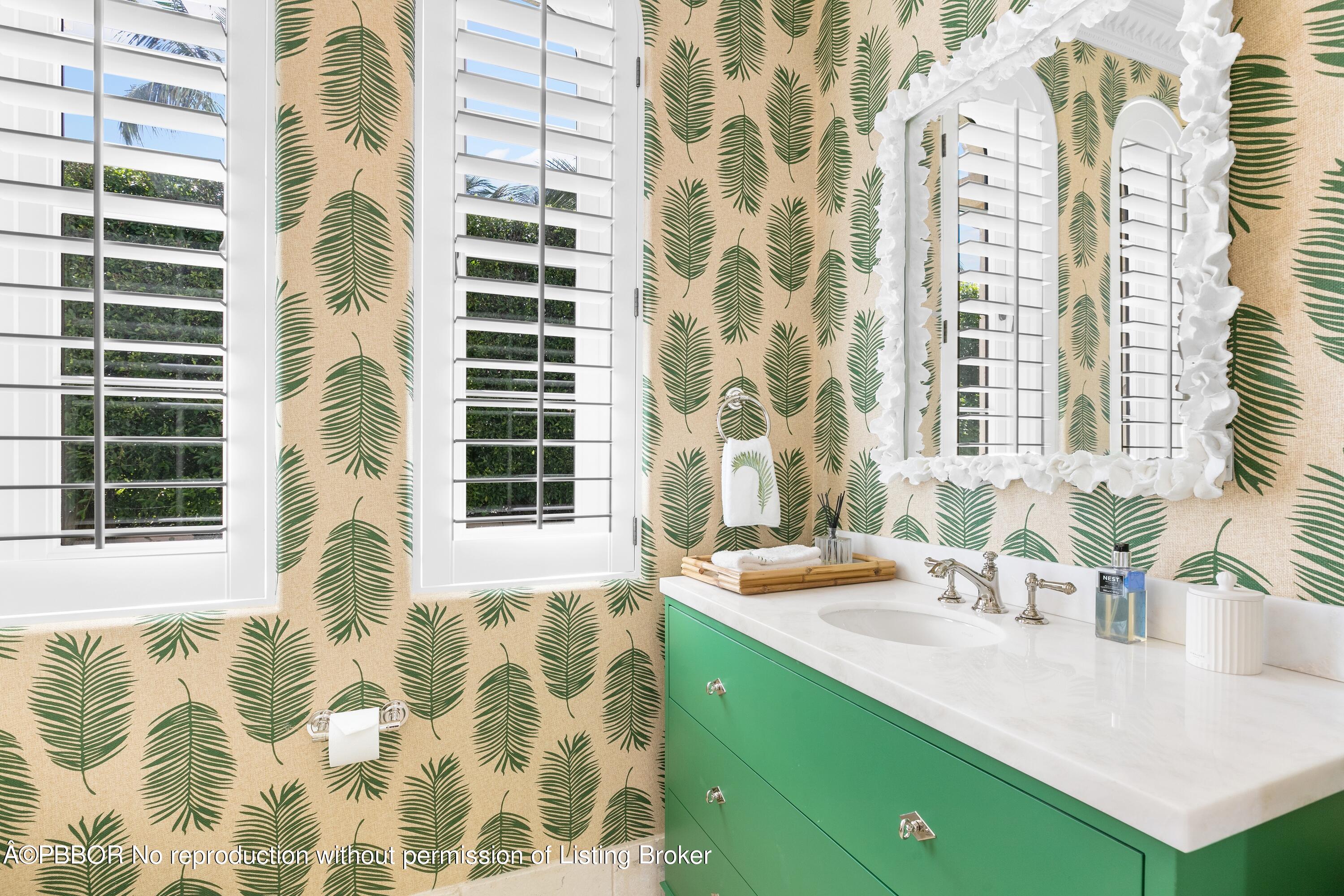 313 Dunbar Road Palm Beach, FL 33480 - Photo 23 of 73 Powder Room