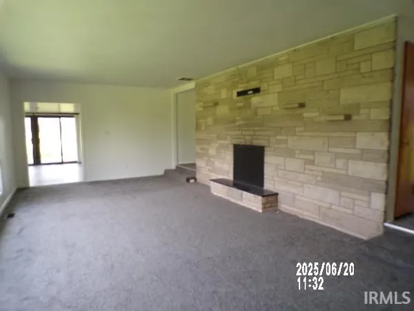 $189,900 | 985 East Washington Street, Winchester, IN 47394