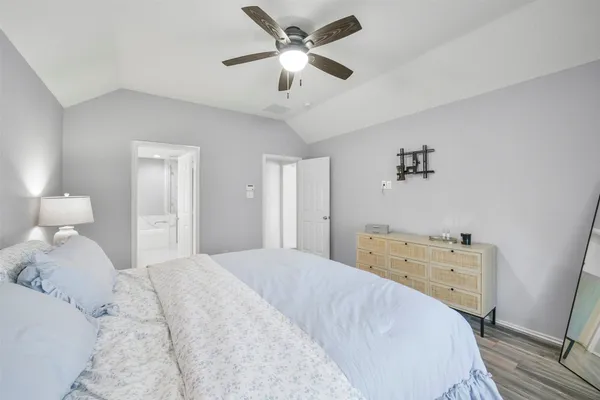 $449,000 | 38 Tallow Hill Place, Spring, TX 77382