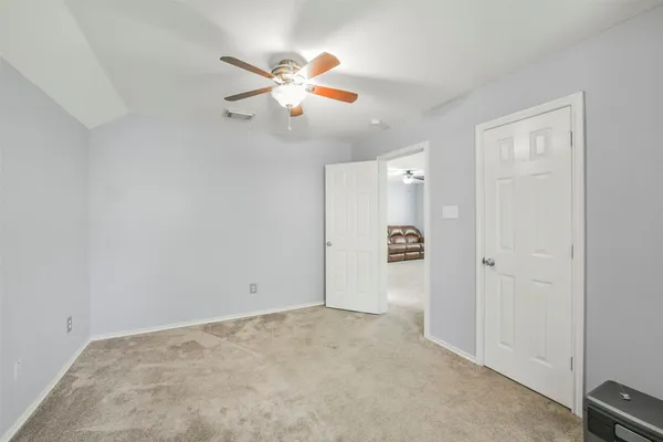 $449,000 | 38 Tallow Hill Place, Spring, TX 77382