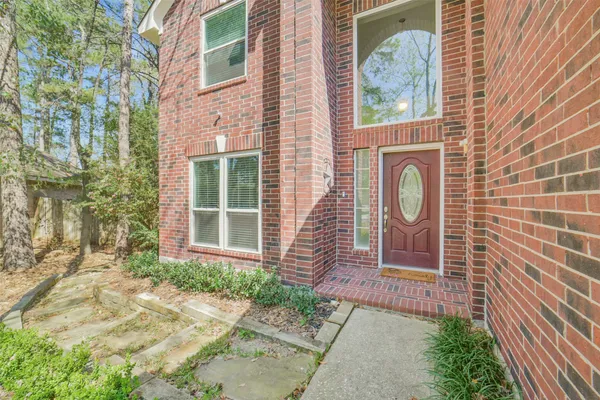 $449,000 | 38 Tallow Hill Place, Spring, TX 77382