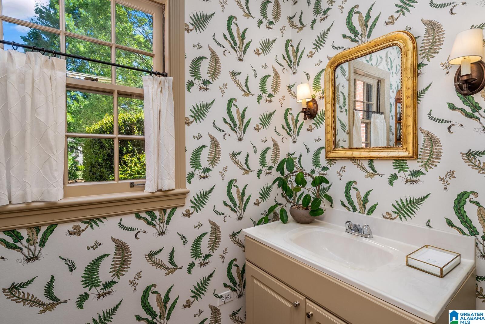 2605 Canterbury Road Birmingham, AL 35223 - Photo 6 of 62