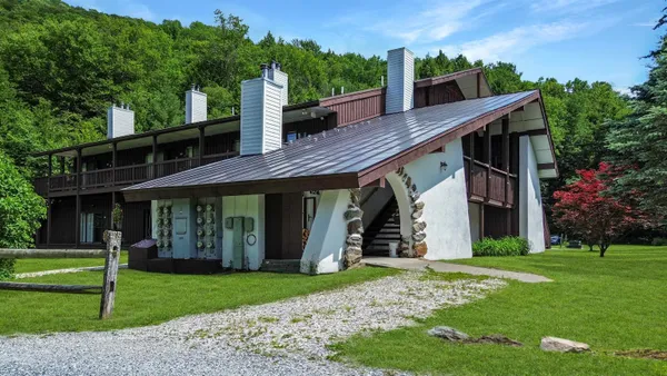 $175,000 | 2358 Vermont Rte 100, Unit 102, Pittsfield, VT 05762