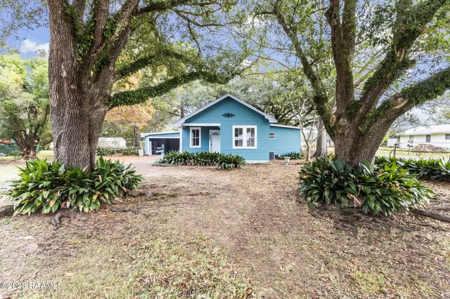 $209,500 | 220 South Vivian Avenue, Eunice, LA 70535