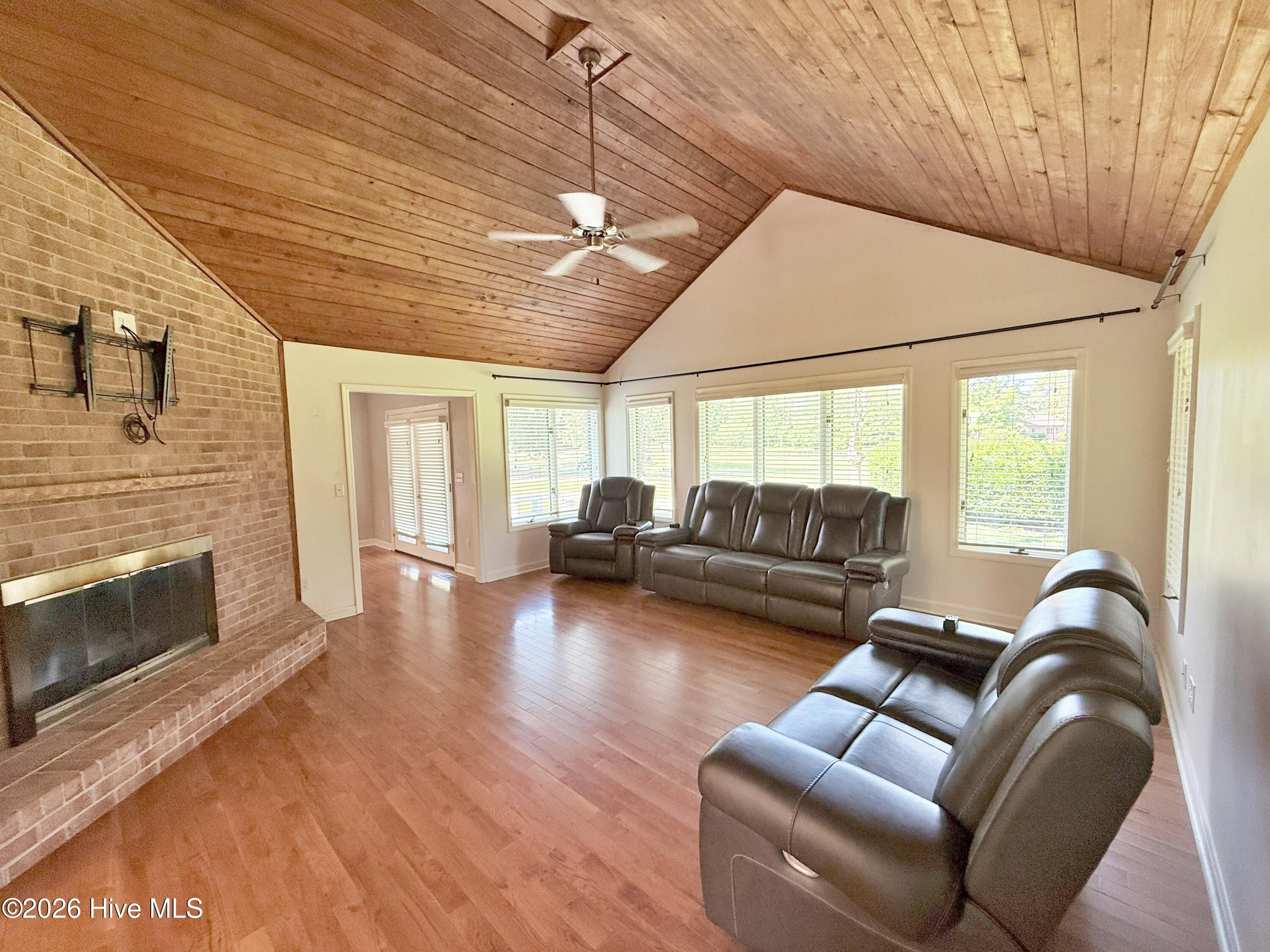 3305 Peppercorn Road New Bern, NC 28562 - Photo 3 of 41 Rich Vaulted Wood Ceilings