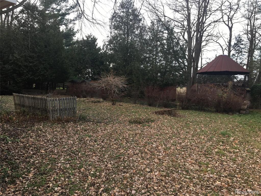 6855 Baker Road Lexington, MI 48450 - Photo 11 of 23