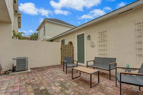 $3,500 | 709 Dakota Drive, Jupiter, FL 33458