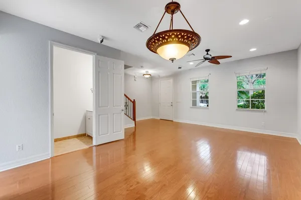 $3,500 | 709 Dakota Drive, Jupiter, FL 33458