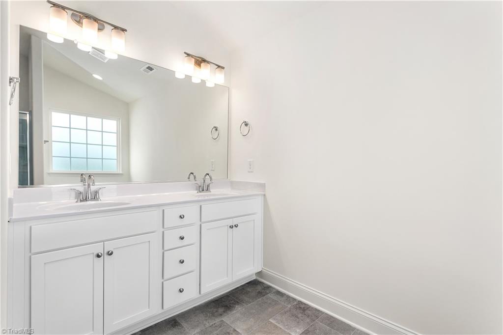 1929 Darrell Drive Graham, NC 27253 - Photo 27 of 41