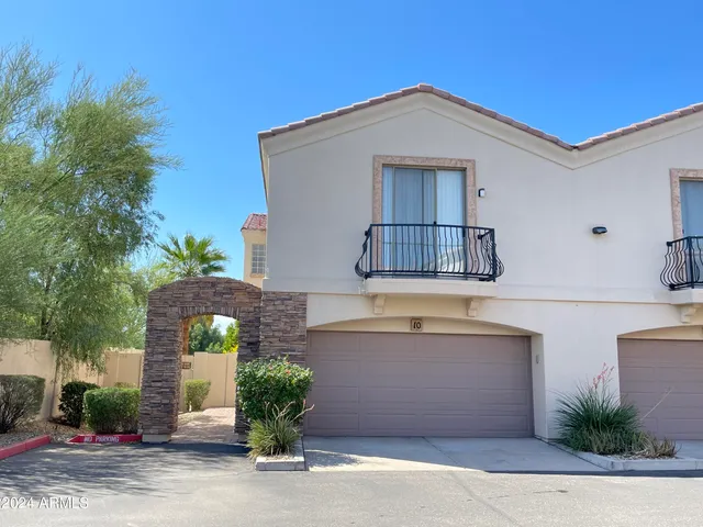 $3,750 | 7303 North 14th Street, Unit 10, Phoenix, AZ 85020