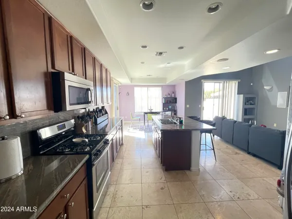 $3,750 | 7303 North 14th Street, Unit 10, Phoenix, AZ 85020