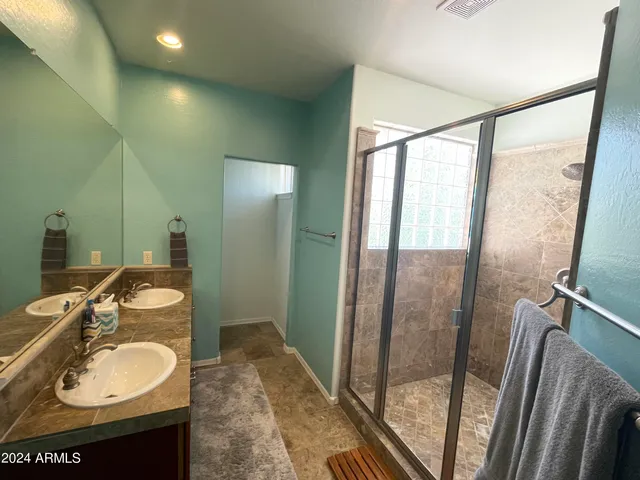 $3,750 | 7303 North 14th Street, Unit 10, Phoenix, AZ 85020