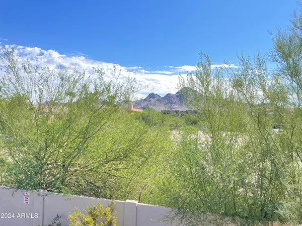 $3,750 | 7303 North 14th Street, Unit 10, Phoenix, AZ 85020