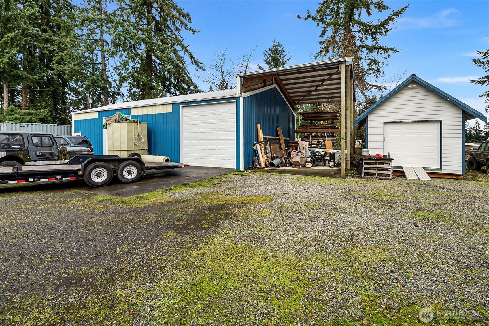 9431 Pipeline Road East Puyallup, WA 98371 - Photo 17 of 33