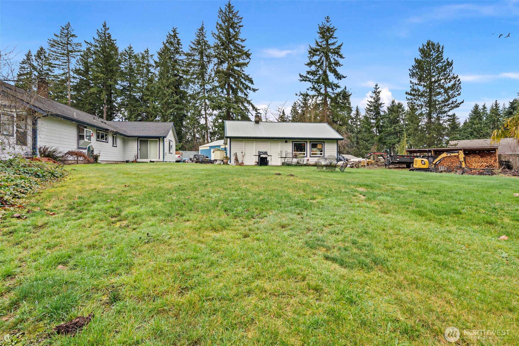 9431 Pipeline Road East Puyallup, WA 98371 - Photo 24 of 33