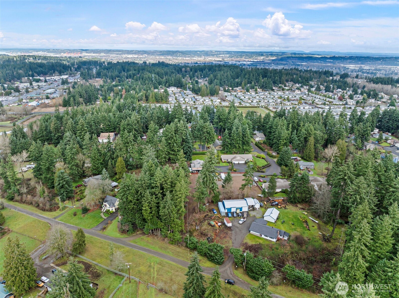 9431 Pipeline Road East Puyallup, WA 98371 - Photo 27 of 33