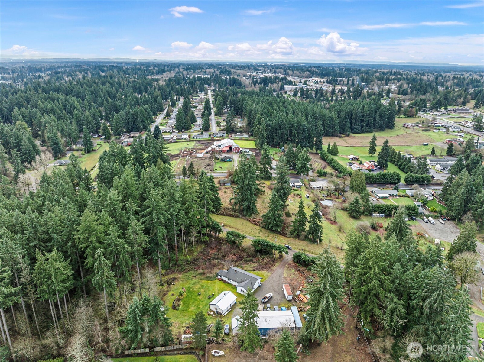 9431 Pipeline Road East Puyallup, WA 98371 - Photo 31 of 33