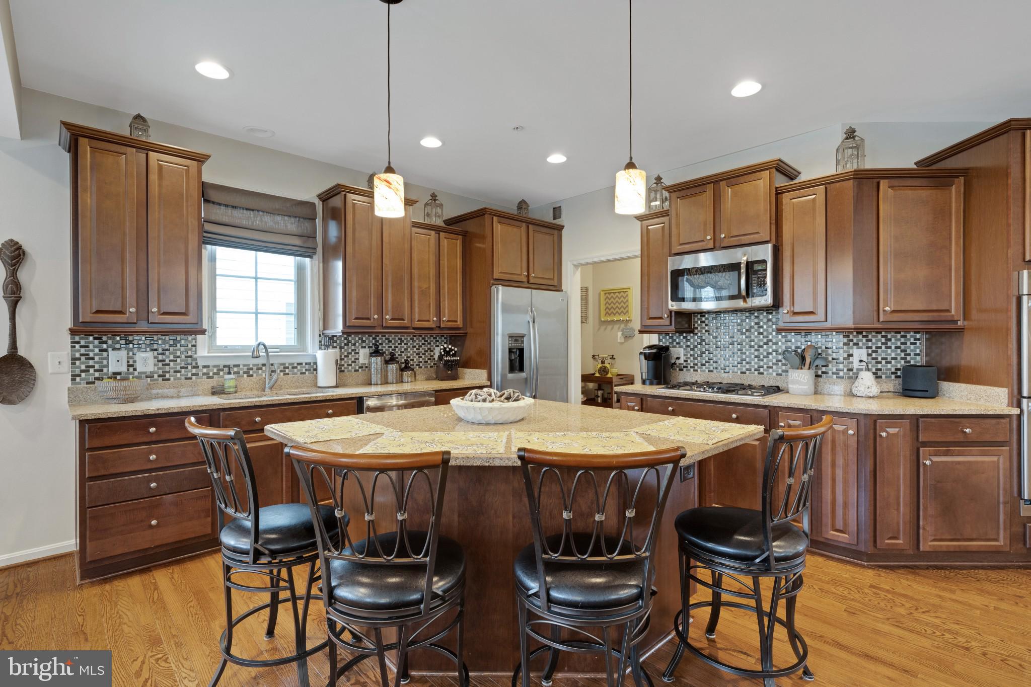 8169 Ridgely Loop Severn, MD 21144 - Photo 11 of 51 Gallery Image 11