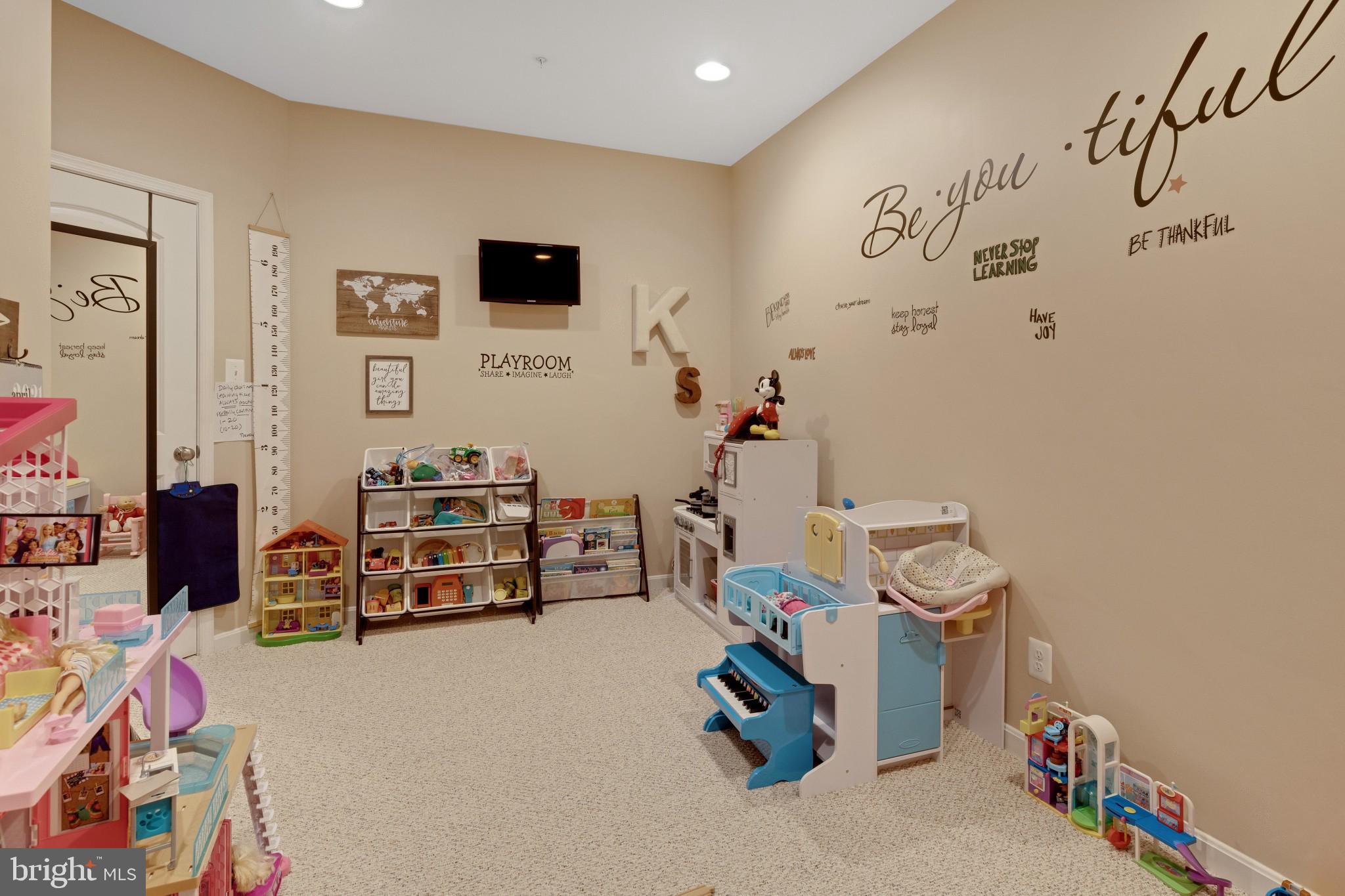 8169 Ridgely Loop Severn, MD 21144 - Photo 45 of 51 Gallery Image 45