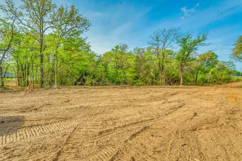 $329,900 | 1 Elkhorn Drive, Arlington, TX 76016