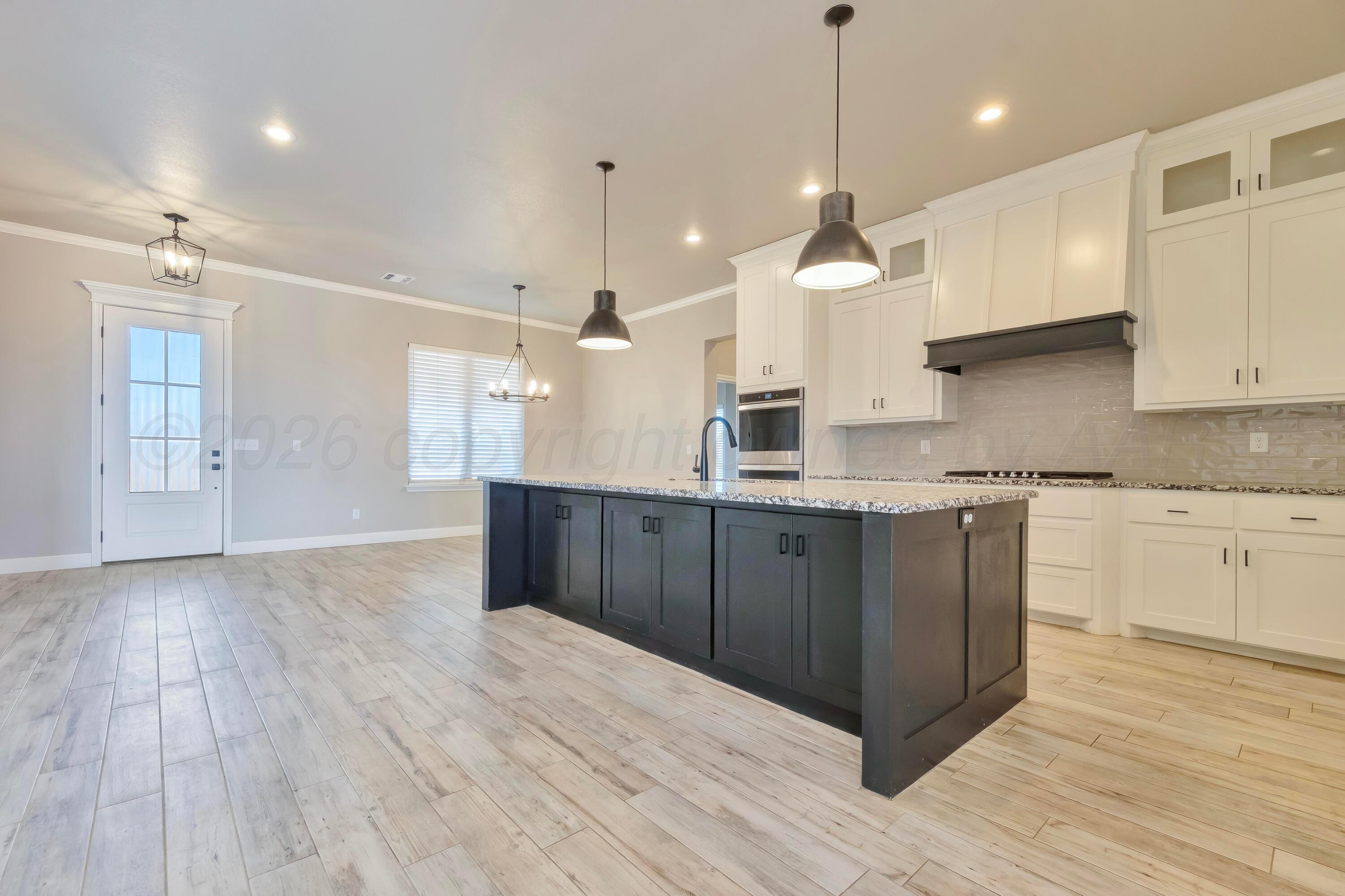9295 Winecup Road Amarillo, TX 79119 - Photo 11 of 36 Kitchen - 4