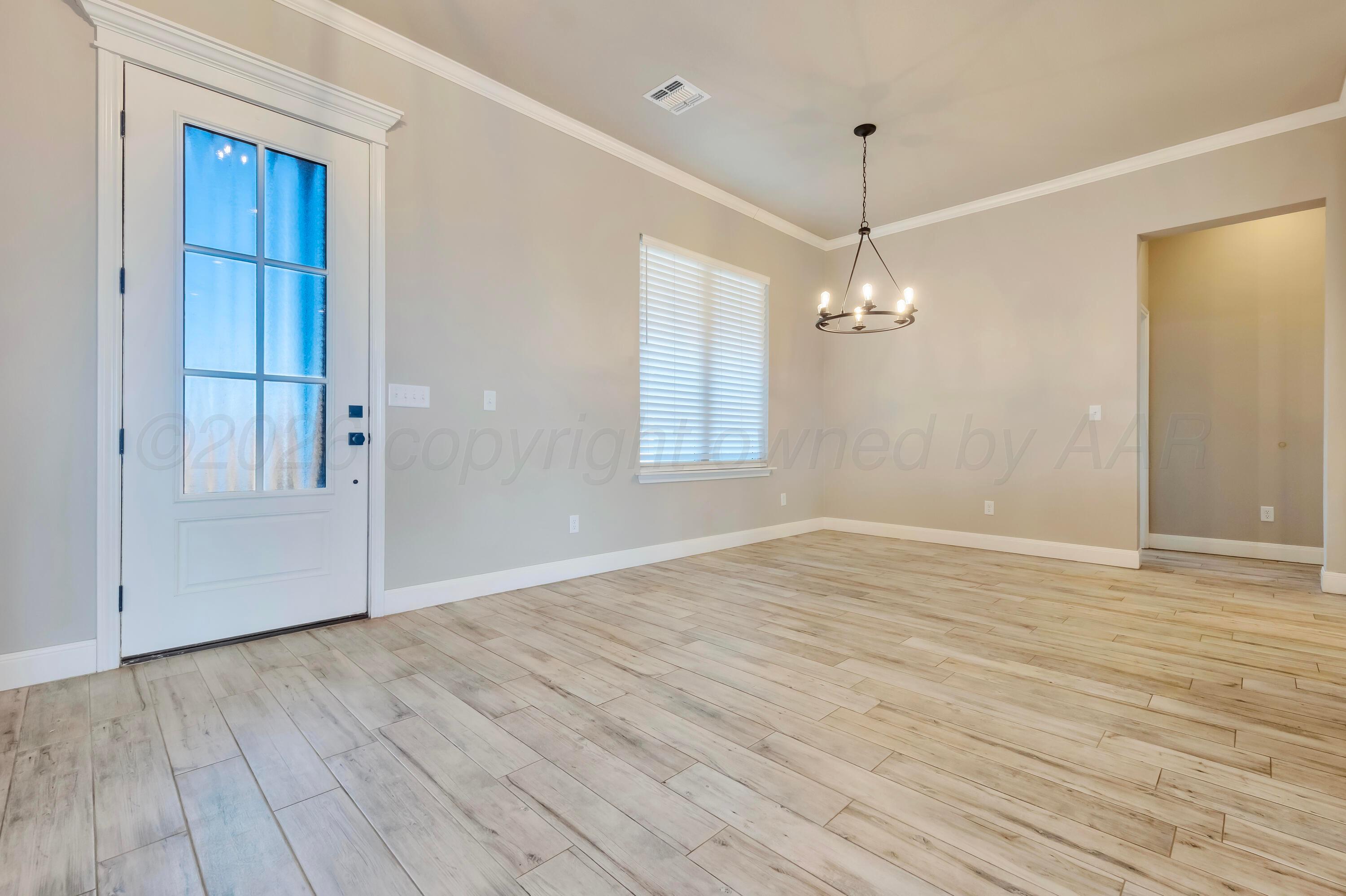 9295 Winecup Road Amarillo, TX 79119 - Photo 12 of 36 Dining Area - 1