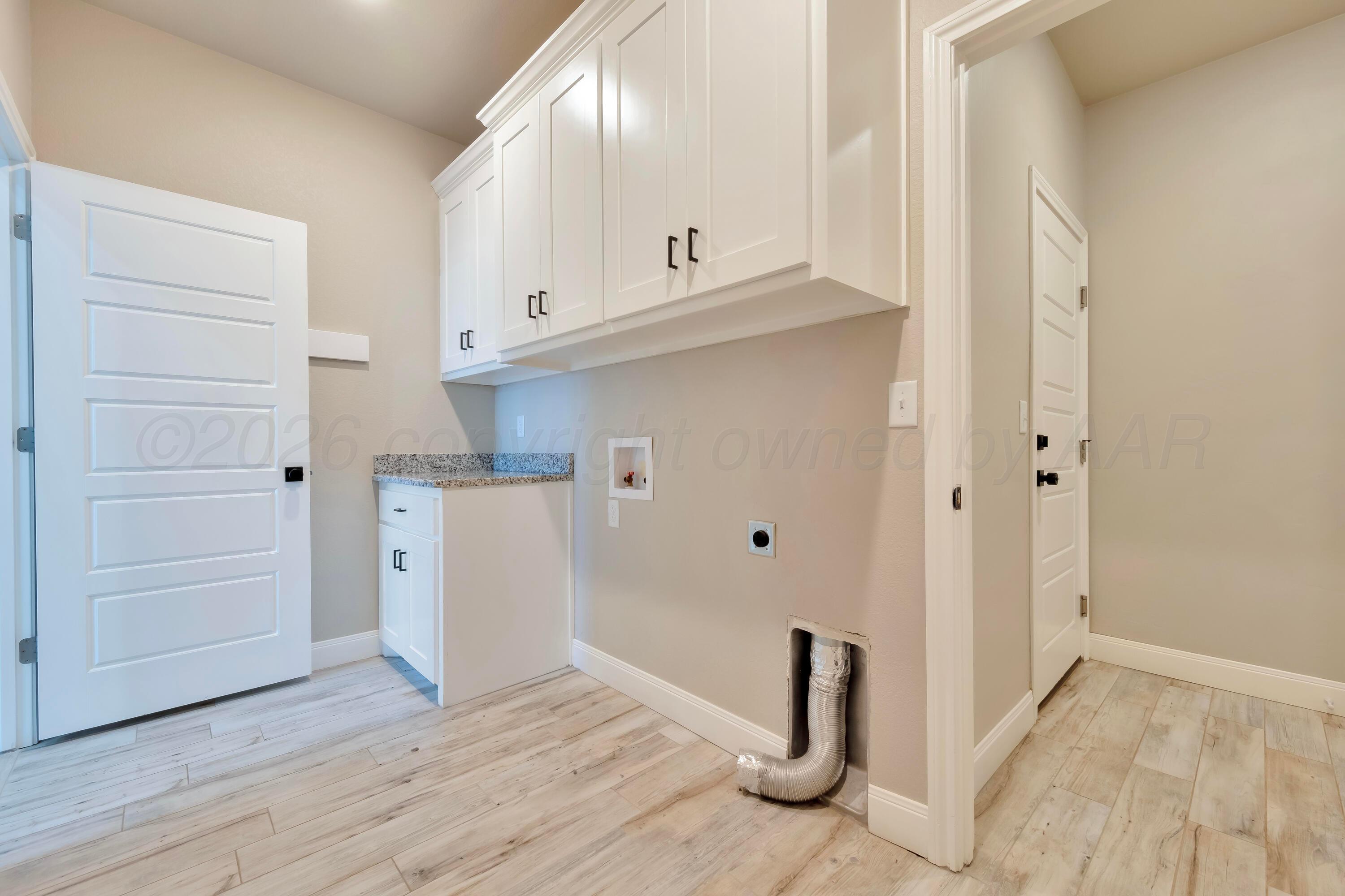 9295 Winecup Road Amarillo, TX 79119 - Photo 32 of 36 Utility Room - 2