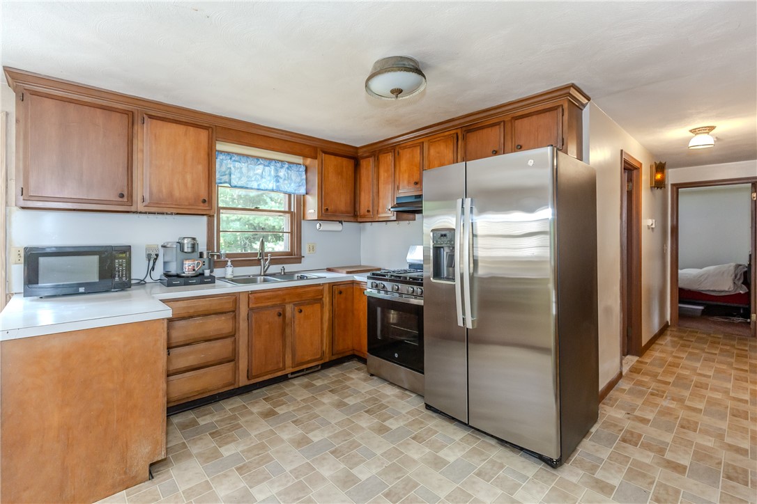 72 Second Point Road Warwick, RI 02889 - Photo 6 of 18