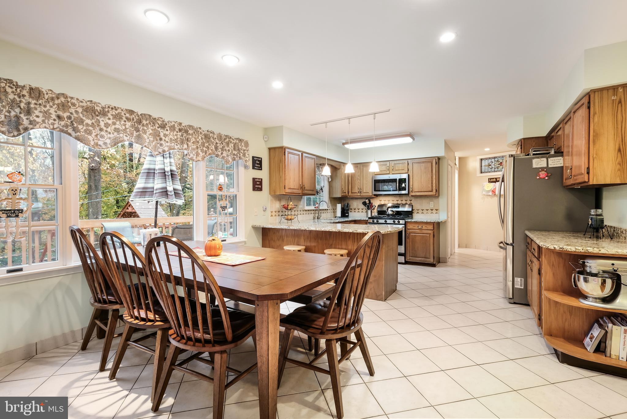 351 Kent Road Broomall, PA 19008 - Photo 12 of 31 Gallery Image 12