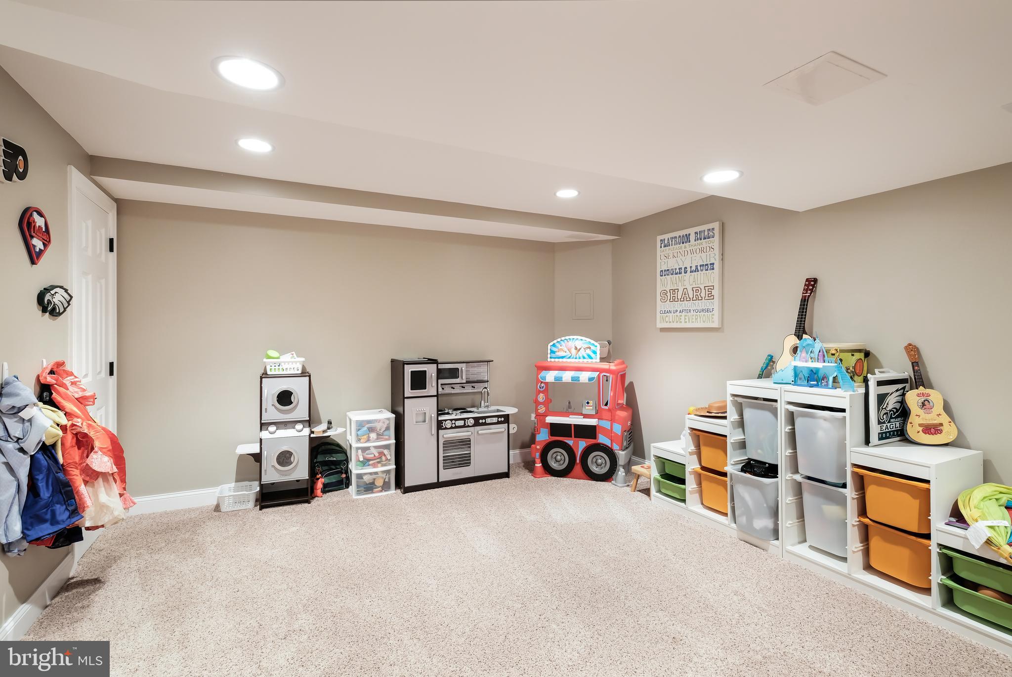 351 Kent Road Broomall, PA 19008 - Photo 29 of 31 Gallery Image 29