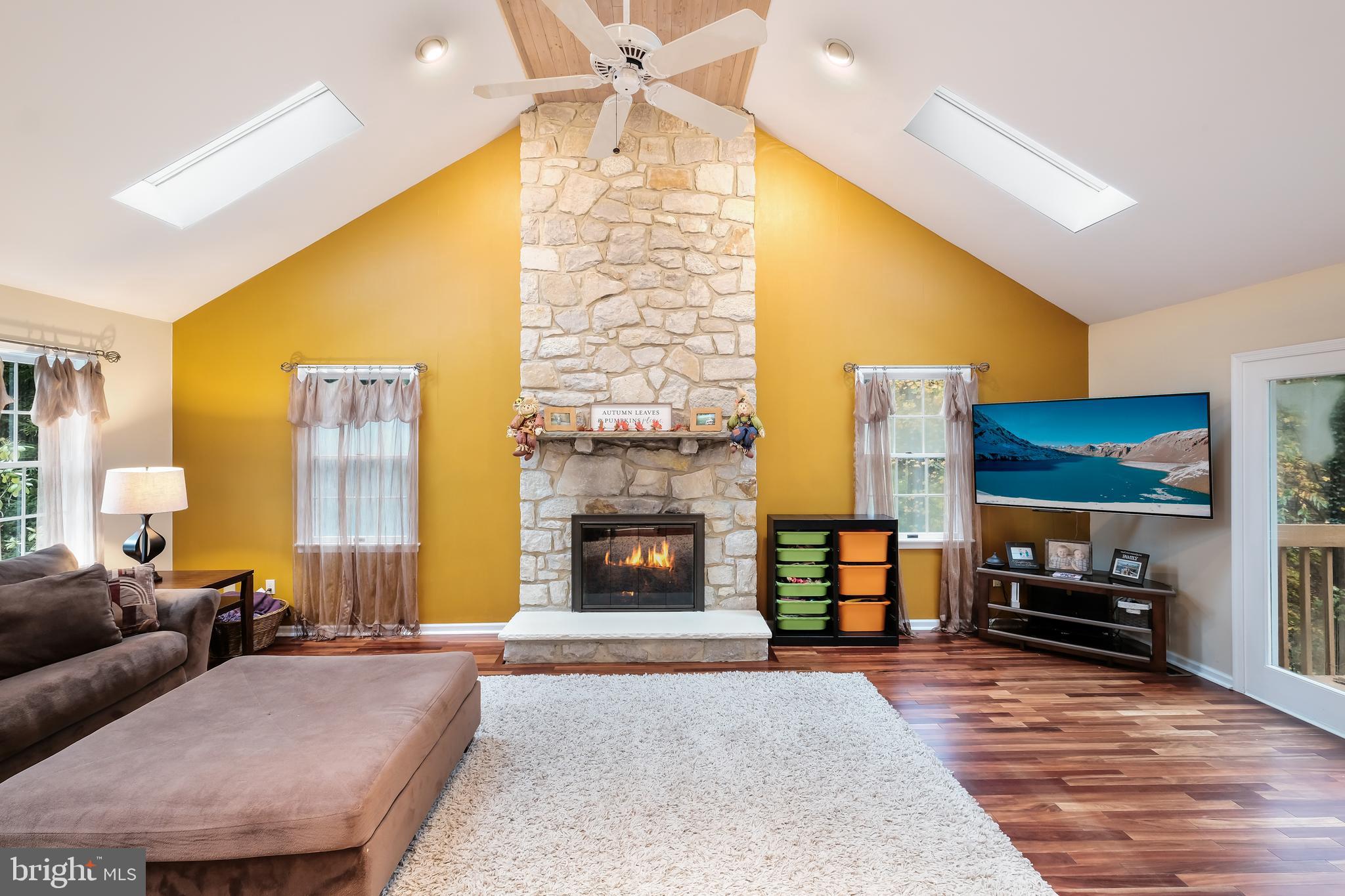 351 Kent Road Broomall, PA 19008 - Photo 8 of 31 Gallery Image 8