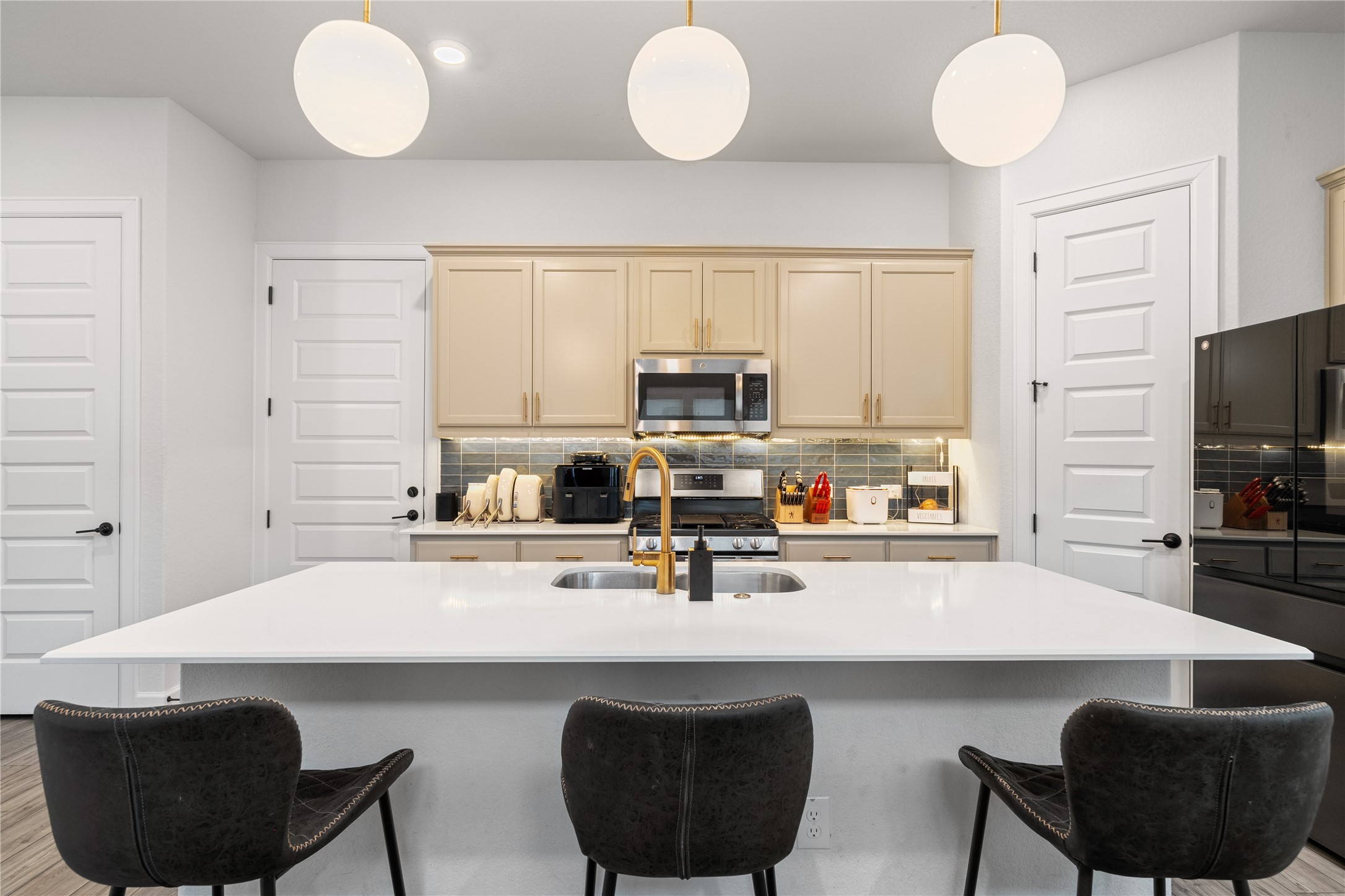 4504 Cool Gray Cove Austin, TX 78747 - Photo 9 of 28