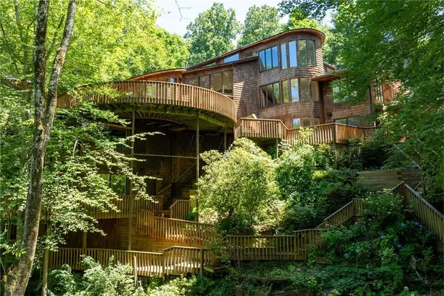 $3,450,000 | 120 Laurel Drive Northeast, Atlanta, GA 30342