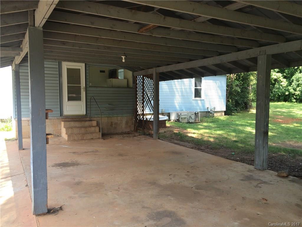 7410 Mallard Creek Road Charlotte, NC 28262 - Photo 7 of 11