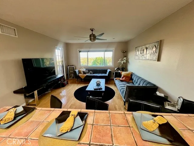$3,600 | 15654 Hillview Lane, Unit 18, Granada Hills, CA 91344