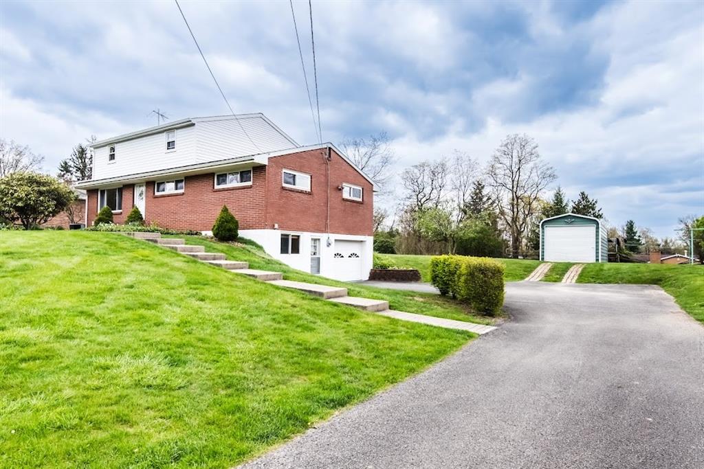 115 Freedom Road Butler, PA 16001 - Photo 2 of 40 Gallery Image 2