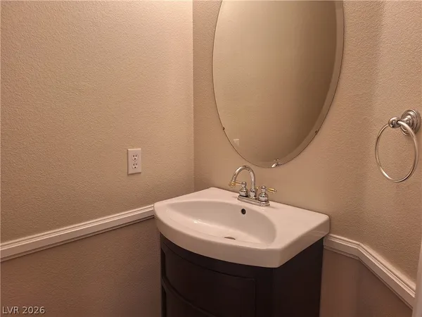 $3,500 | 9731 Drayton Avenue, Las Vegas, NV 89148