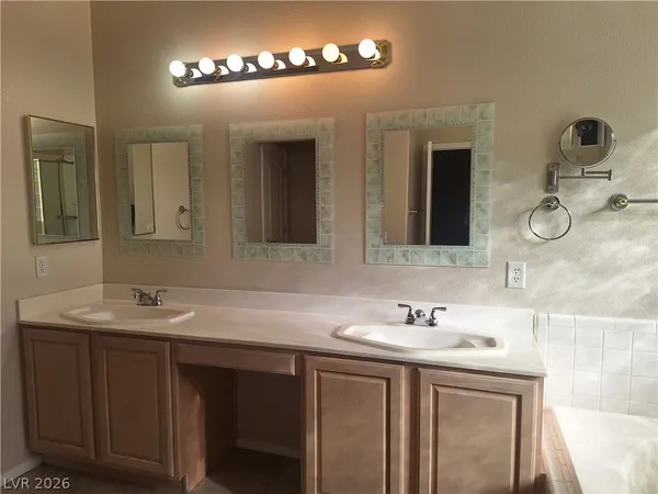 $3,500 | 9731 Drayton Avenue, Las Vegas, NV 89148