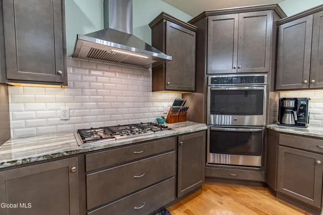 $799,900 | 77 Tamarack Lane, Colonie, NY 12309