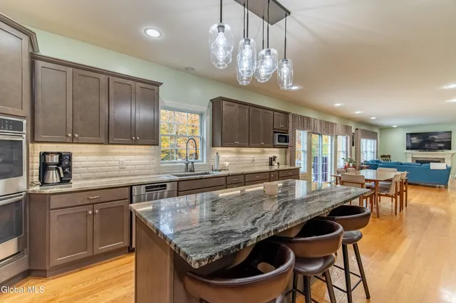 $799,900 | 77 Tamarack Lane, Colonie, NY 12309