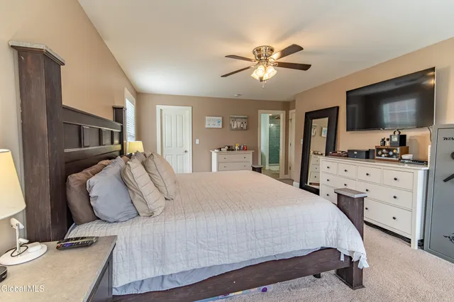 $799,900 | 77 Tamarack Lane, Colonie, NY 12309