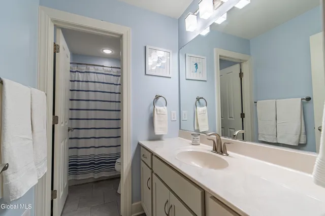 $799,900 | 77 Tamarack Lane, Colonie, NY 12309