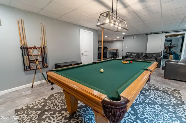 $799,900 | 77 Tamarack Lane, Colonie, NY 12309