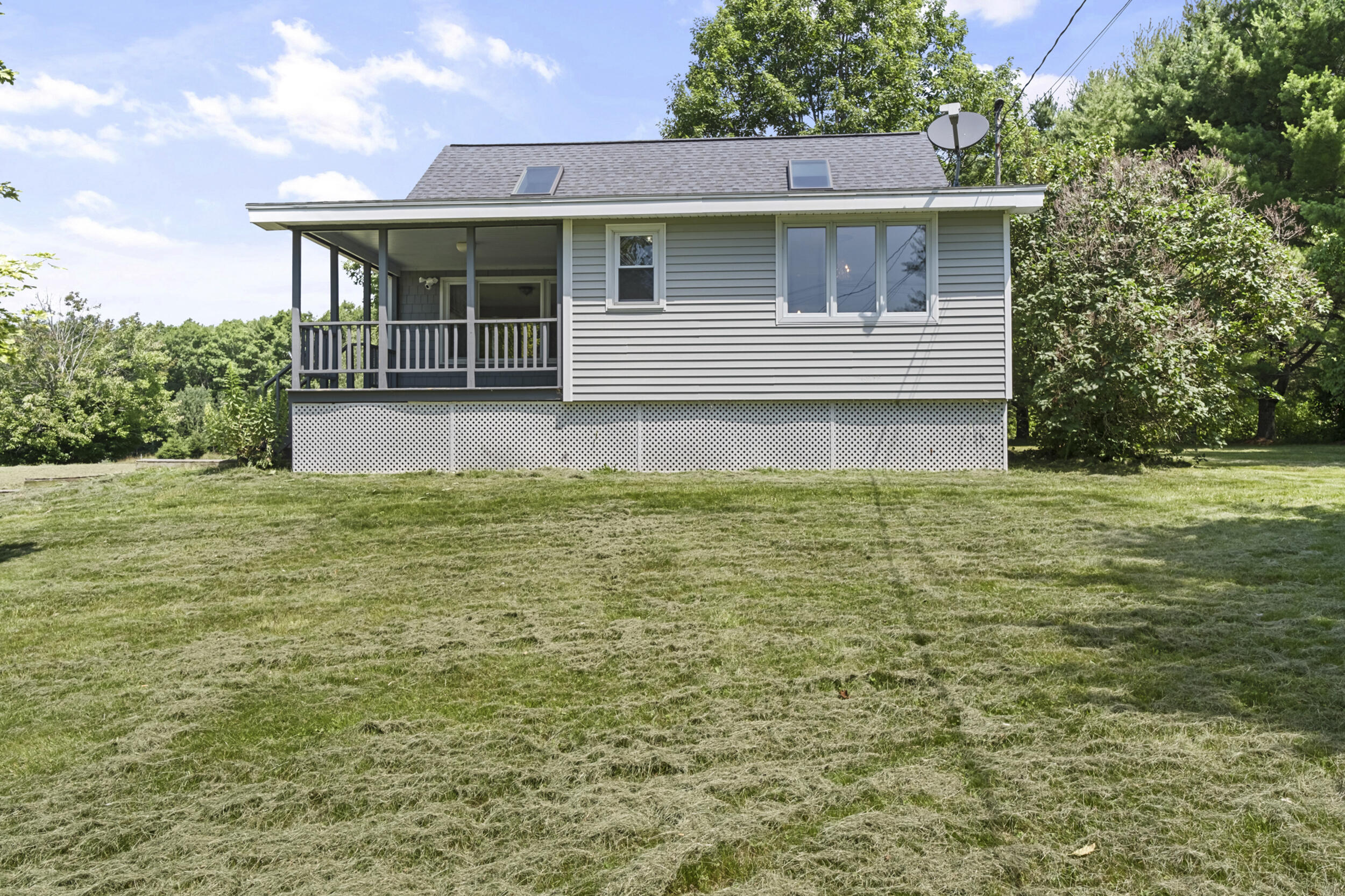 256 Belgrade Road Mount Vernon, ME 04352 - Photo 35 of 47 256_belgrade_rd-exterior-16