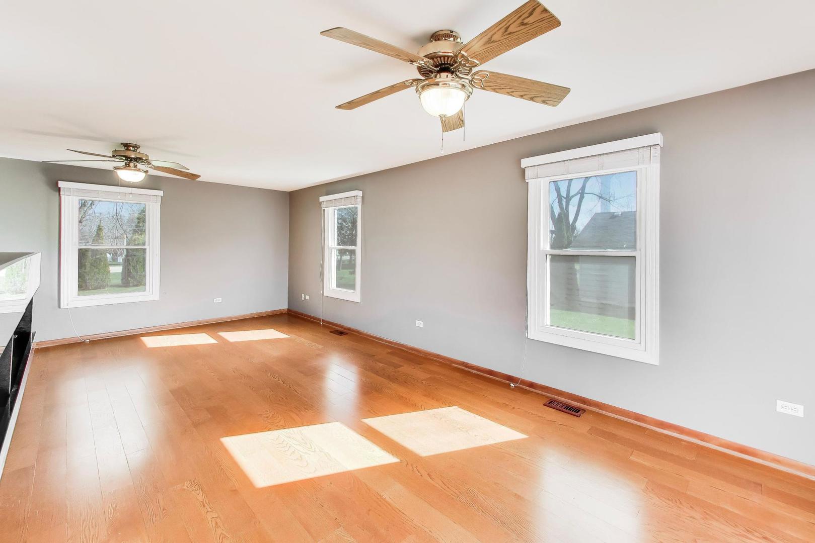 1607 West Plainfield Road La Grange Highlands, IL 60525 - Photo 15 of 42