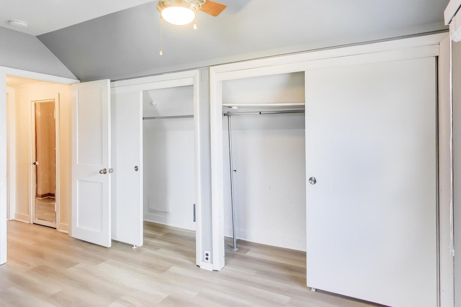 1607 West Plainfield Road La Grange Highlands, IL 60525 - Photo 25 of 42