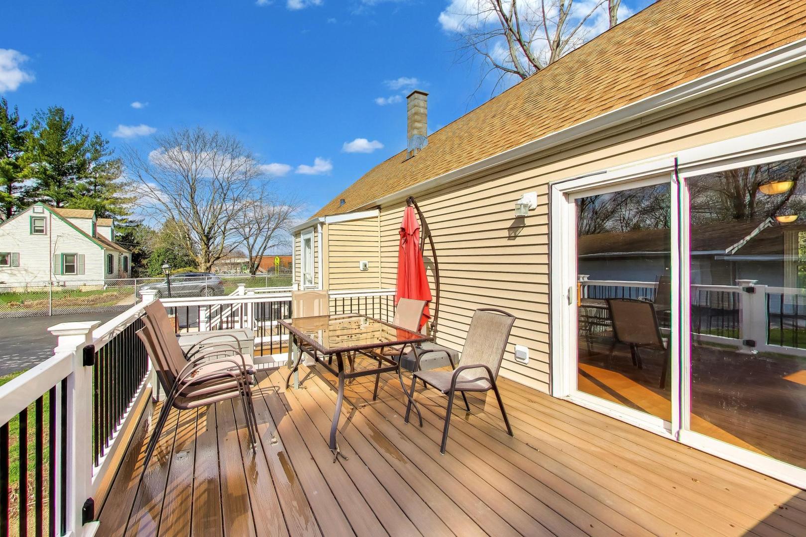 1607 West Plainfield Road La Grange Highlands, IL 60525 - Photo 29 of 42