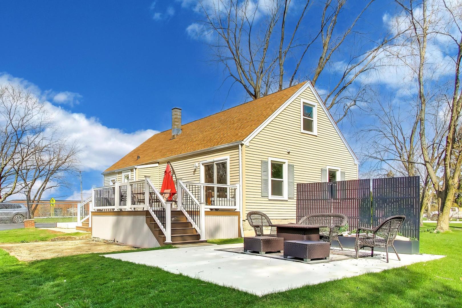 1607 West Plainfield Road La Grange Highlands, IL 60525 - Photo 32 of 42