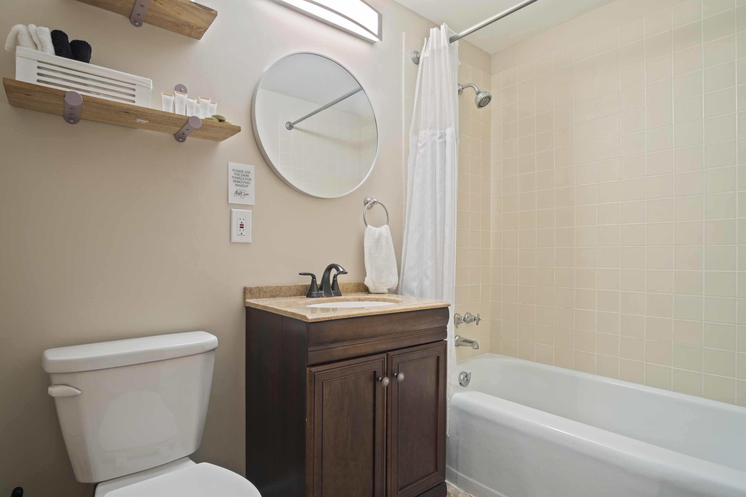 33 Briar Hill Road Norwich, CT 06360 - Photo 14 of 33 a bathroom with a toilet a sink and a bathtub