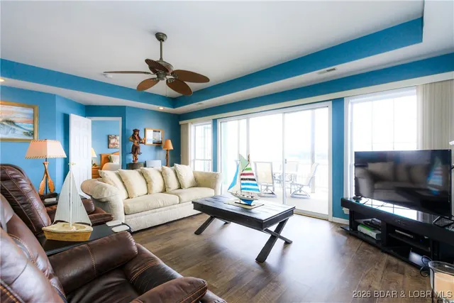 $445,000 | 607 Harbour Towne Drive, Unit E607, Lake Ozark, MO 65049